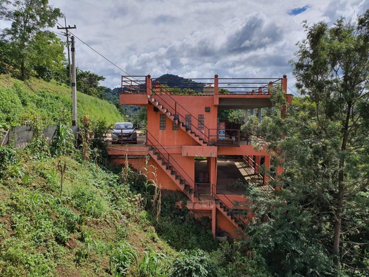 Terre Terrace Glamping - Doichang Ban Huai Khai Exterior foto